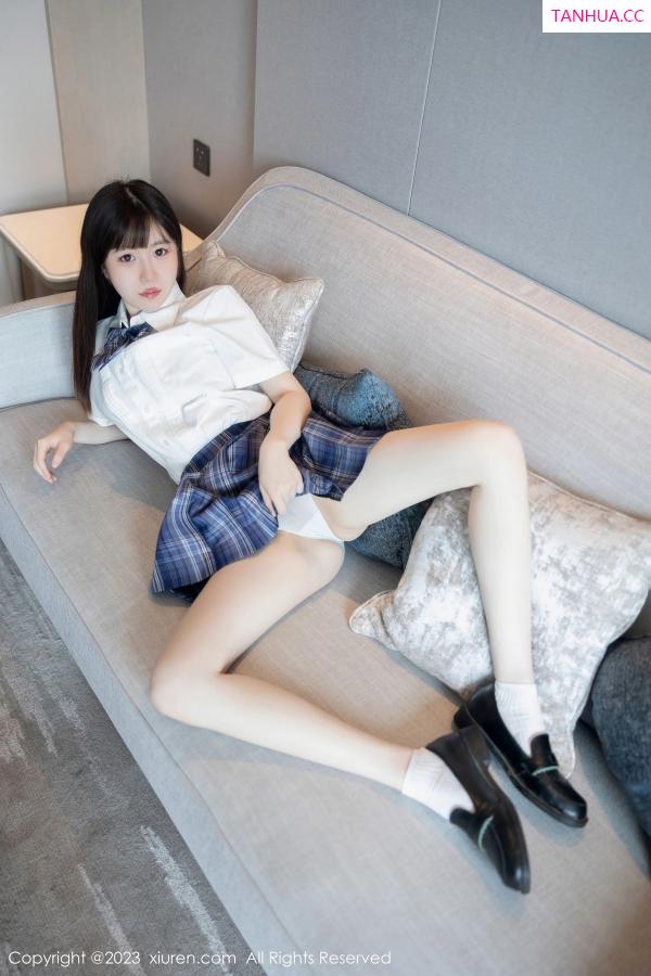   [XiuRen]高清写真图 2023.06.29 No.6993 林悠悠 格子裙美腿第18张图片